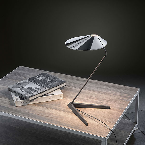 Non La Table Lamp