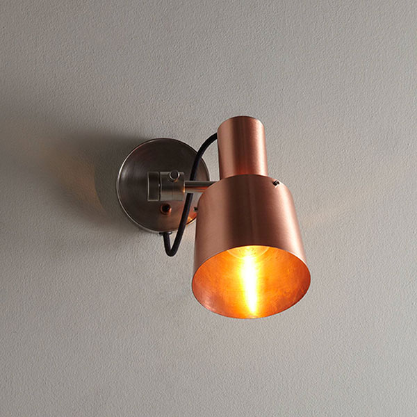 Chester Wall Lamp