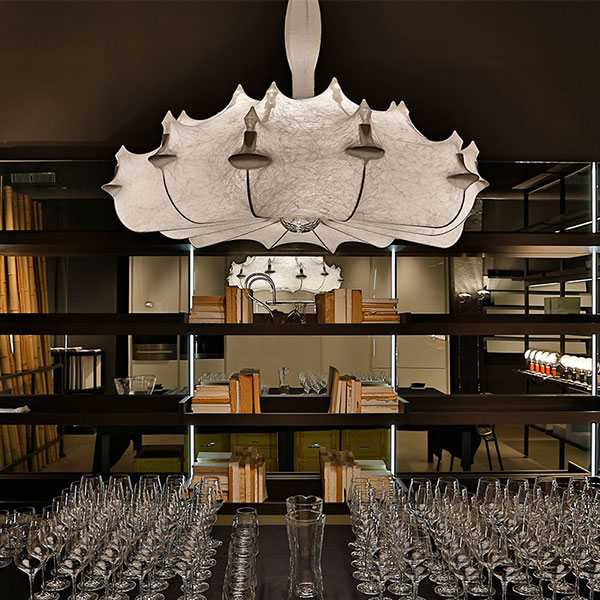 White Zeppelin Large Suspension Lamp (LED, NonDimmable) by Flos