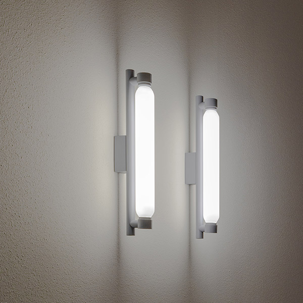 La Roche Wall Lamp