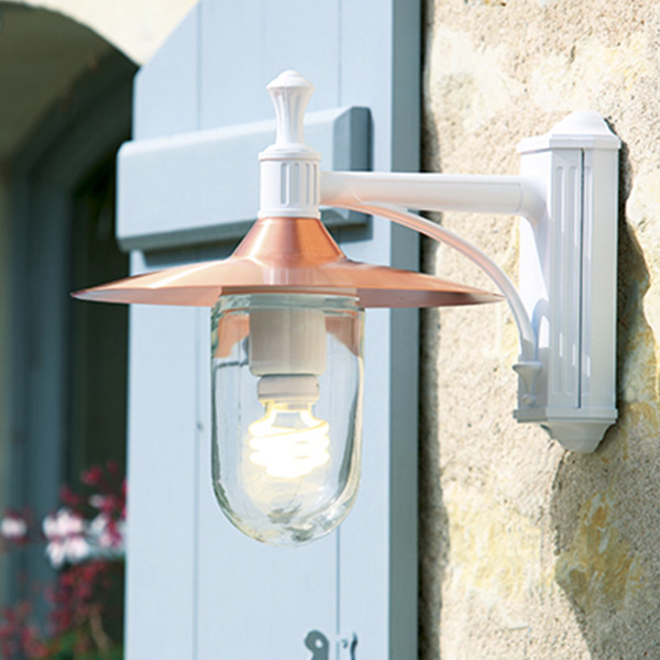 Montana Wall Lamp Outdoor - With Clear Glass