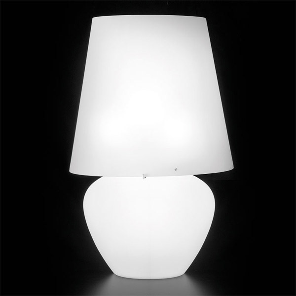 Naxos 76 Table Lamp