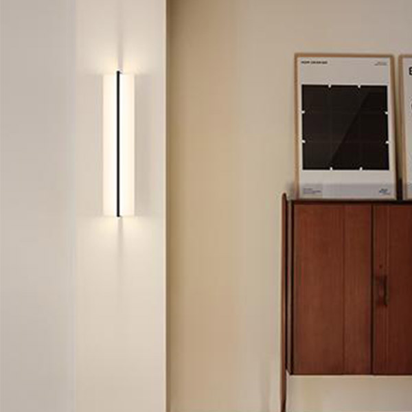 Kontur 6414 Wall Lamp