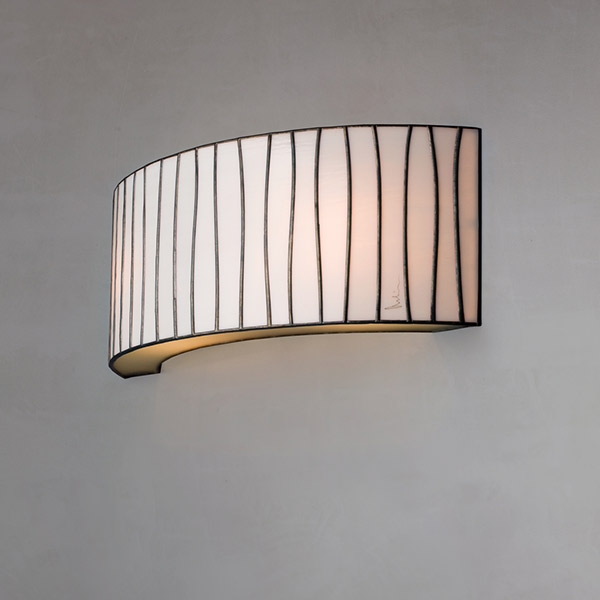 Curvas Wall Lamp