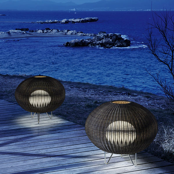 Garota - 01 Outdoor Floor Lamp