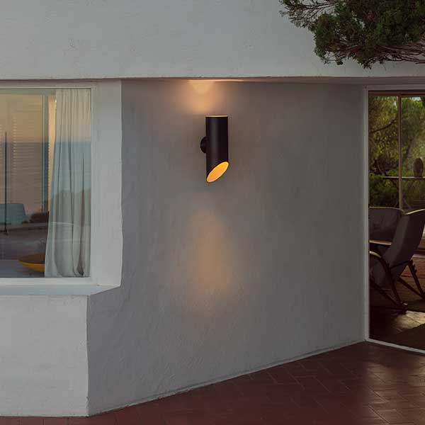 Elipse A Outdoor Wall Lamp