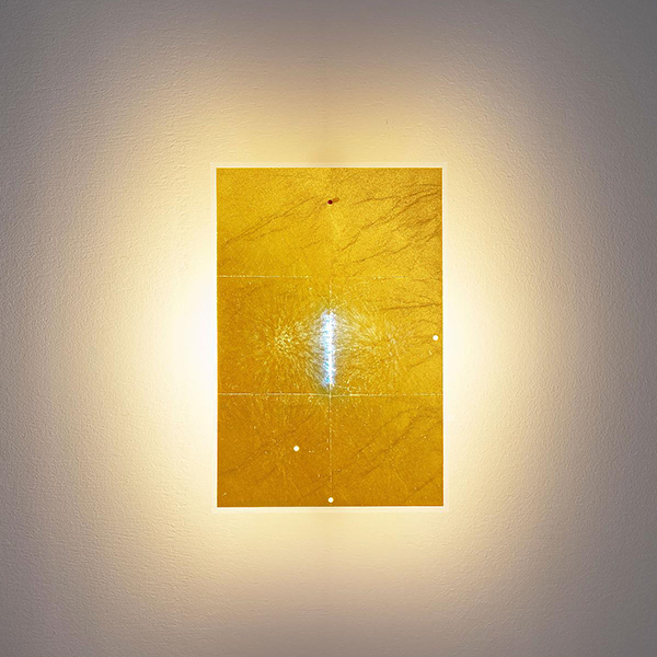 24 Karat Blau Flat Wall Lamp