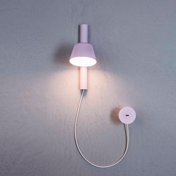 Bima W1 Wall Lamp With USB