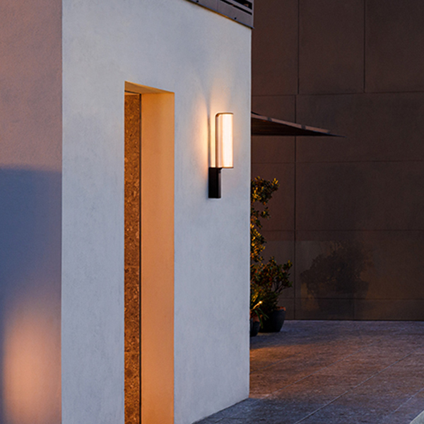 Class 2820 Outdoor Wall Lamp