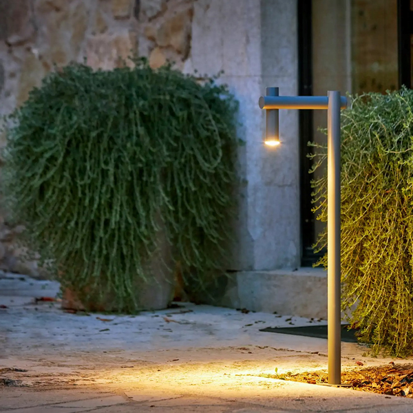 Tik Outdoor Floor Lamp - p-4099X