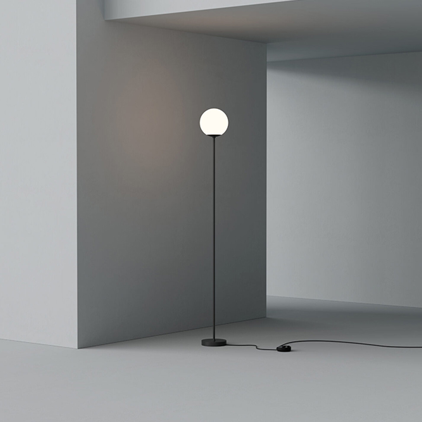 Model 1081 Floor Lamp - 168cm