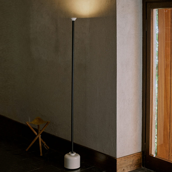 Model 1095 Floor Lamp - 2000mm