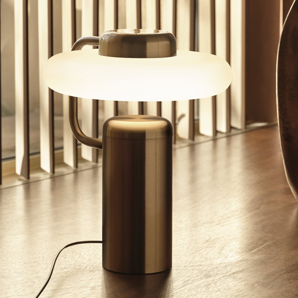 Tratto Table Lamp