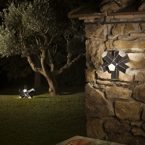 Bang Outdoor Step Small Outdoor Wall Lamp