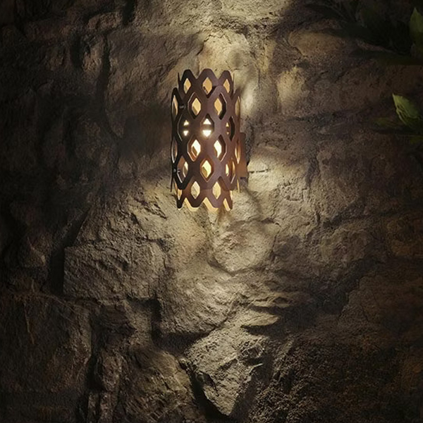 Charlotte Outdoor Wall Lamp
