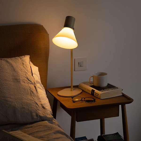 Type 80 T1 Table Lamp - Glass
